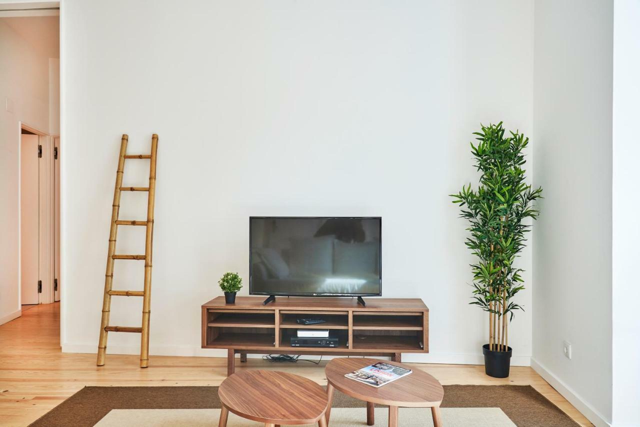 Modern Apartment Calcada Sao Francisco II Lisbon Luaran gambar